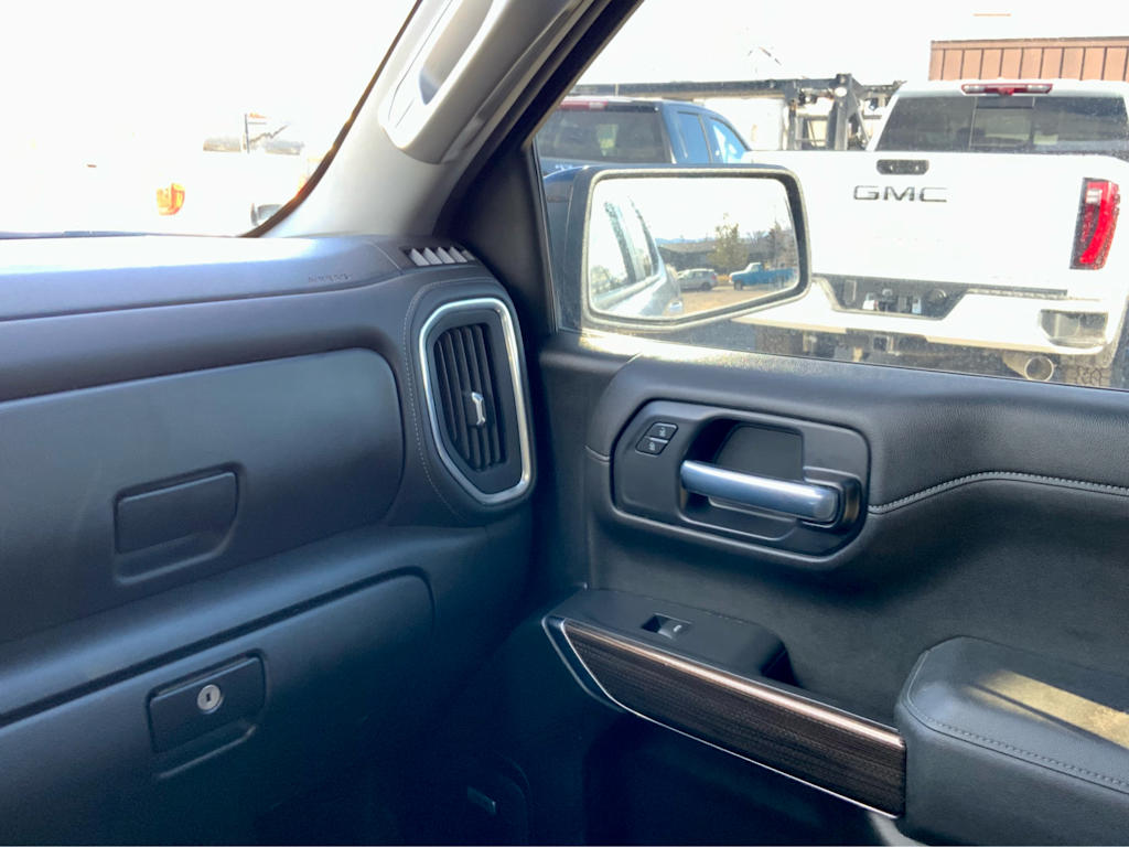 Thumbnail: 2021 Chevrolet Silverado 1500 - 40