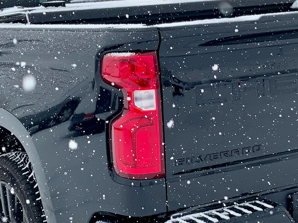 Thumbnail: 2021 Chevrolet Silverado 1500 - 21
