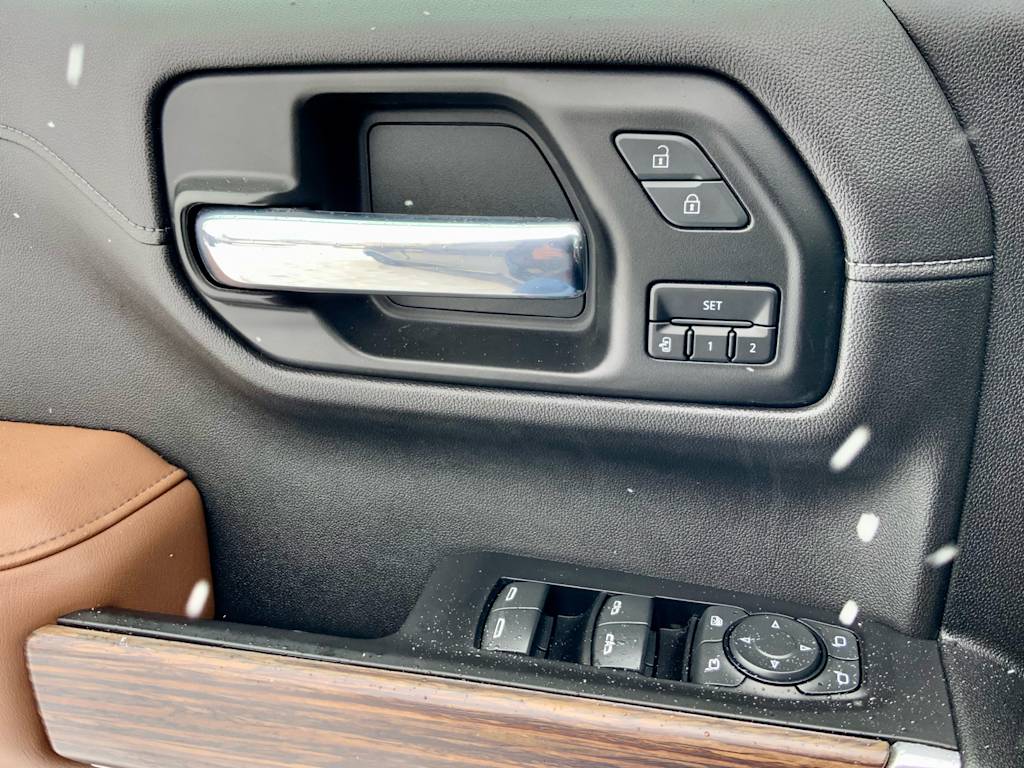 Thumbnail: 2021 Chevrolet Silverado 1500 - 46