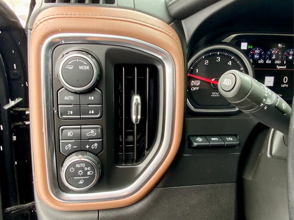 Thumbnail: 2021 Chevrolet Silverado 1500 - 43