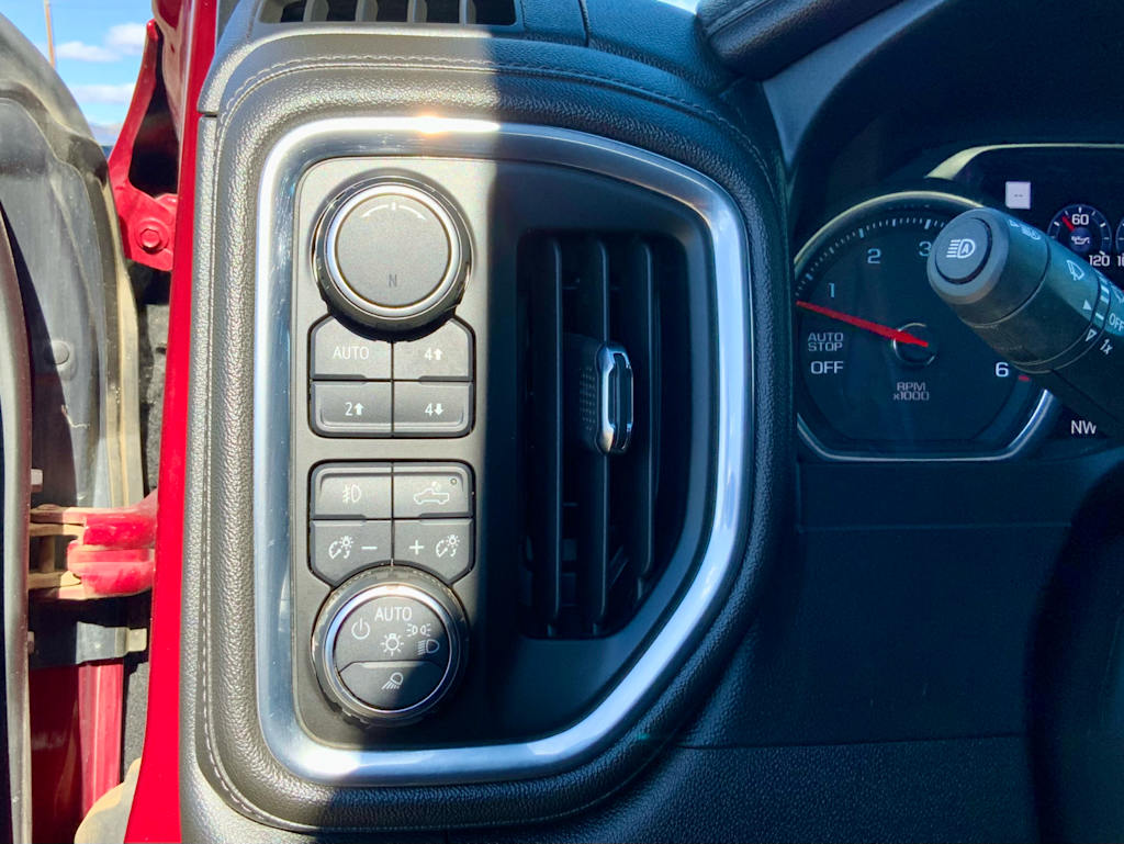 Thumbnail: 2019 Chevrolet Silverado 1500 - 46