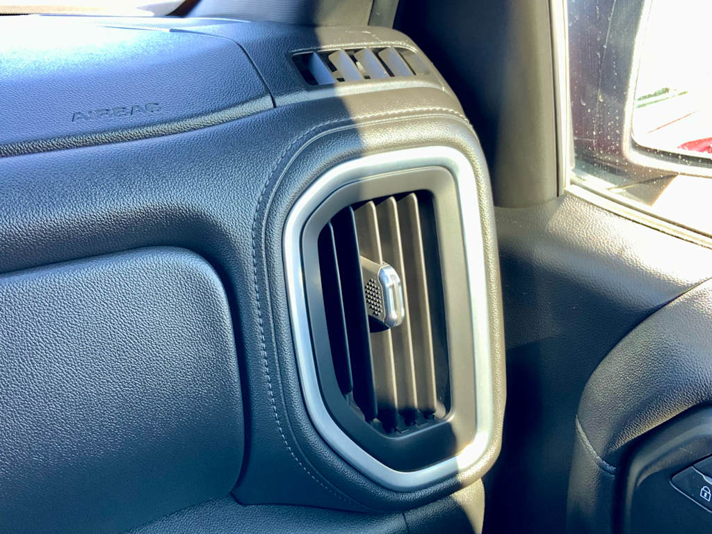 Thumbnail: 2019 Chevrolet Silverado 1500 - 47