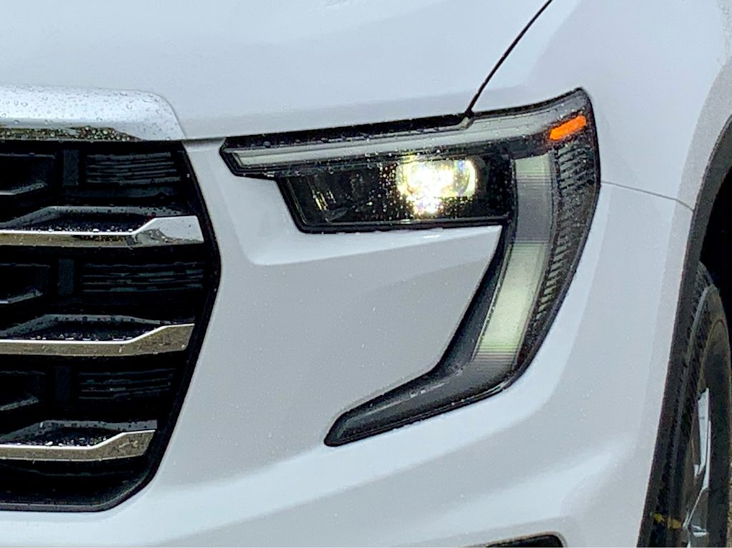 Thumbnail: 2026 GMC Acadia - 26