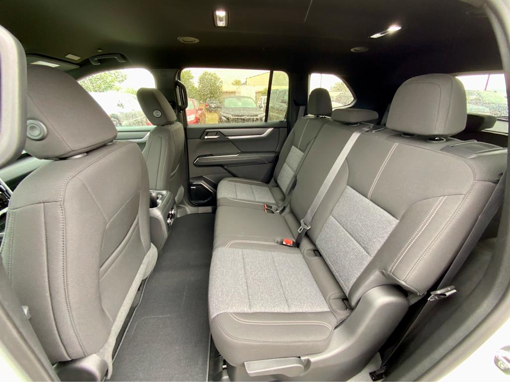 Thumbnail: 2026 GMC Acadia - 12