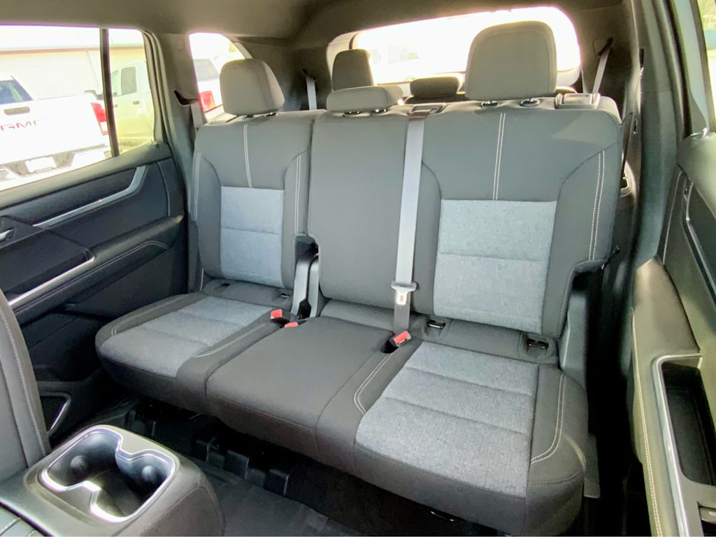 Thumbnail: 2026 GMC Acadia - 34