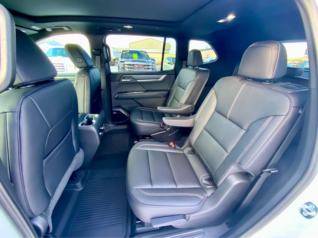 Thumbnail: 2026 GMC Acadia - 13