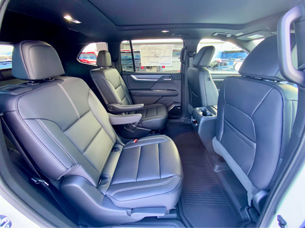 Thumbnail: 2026 GMC Acadia - 35