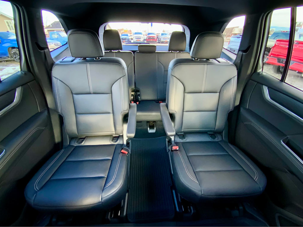 Thumbnail: 2026 GMC Acadia - 39