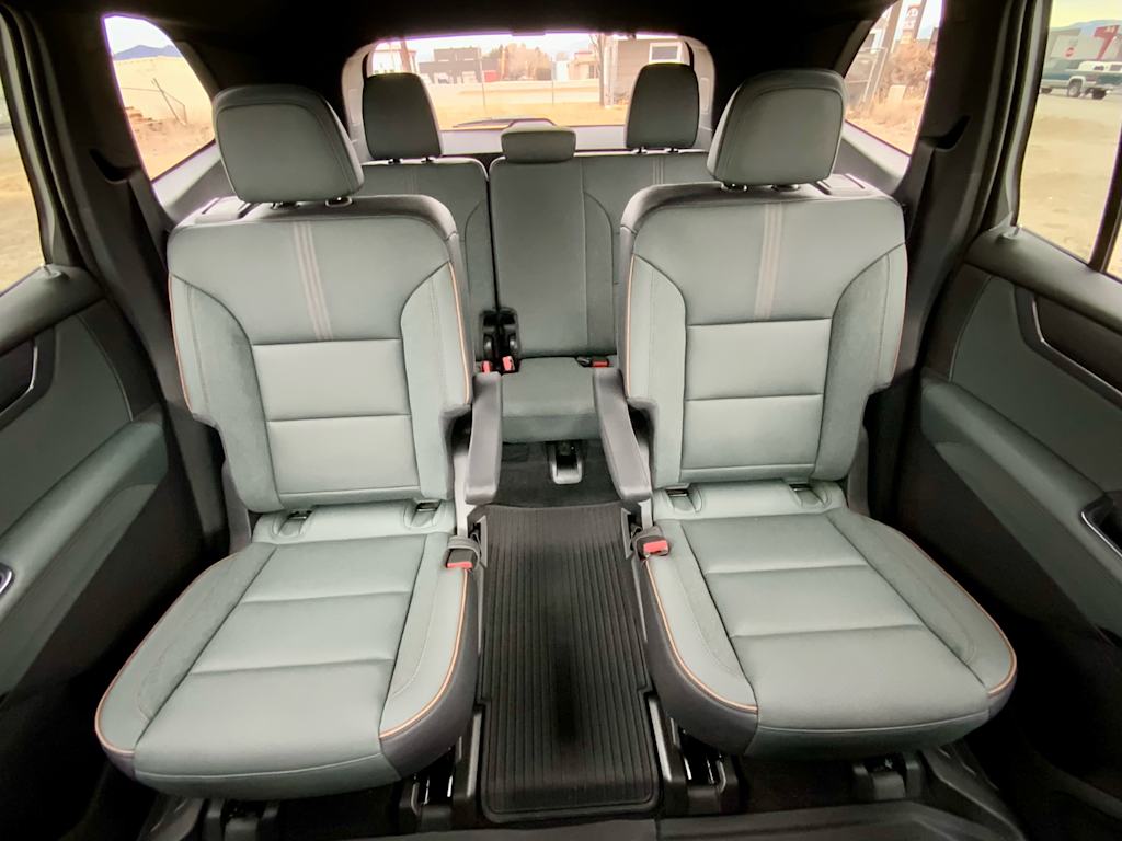 Thumbnail: 2026 GMC Acadia - 37