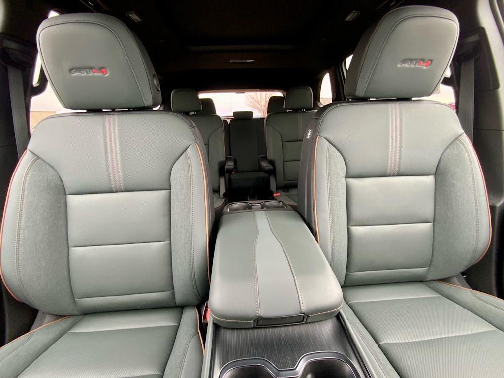 Thumbnail: 2026 GMC Acadia - 16