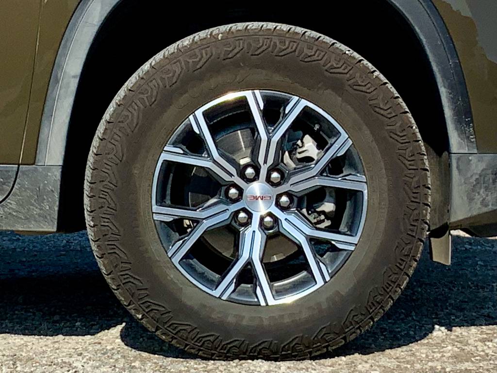 Thumbnail: 2024 GMC Acadia - 29