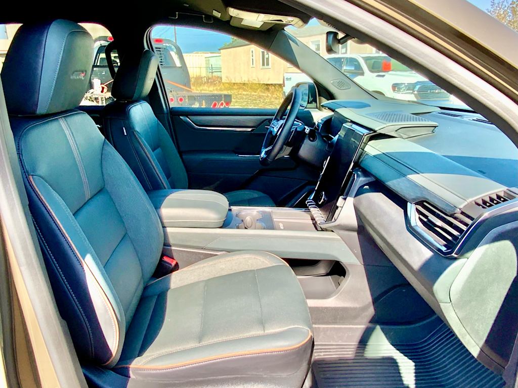 Thumbnail: 2024 GMC Acadia - 11