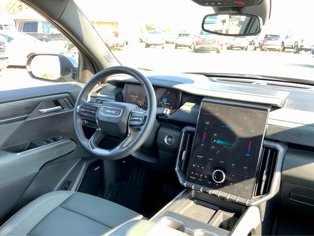 Thumbnail: 2024 GMC Acadia - 39