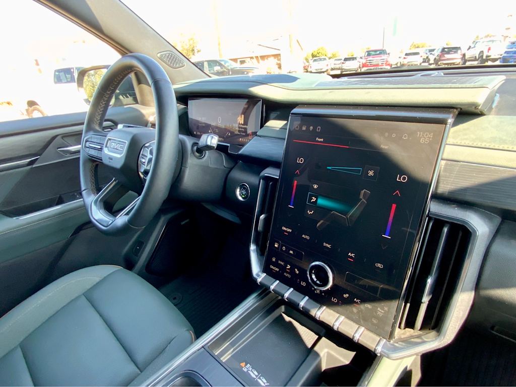 Thumbnail: 2024 GMC Acadia - 43