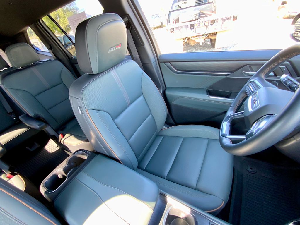 Thumbnail: 2024 GMC Acadia - 38