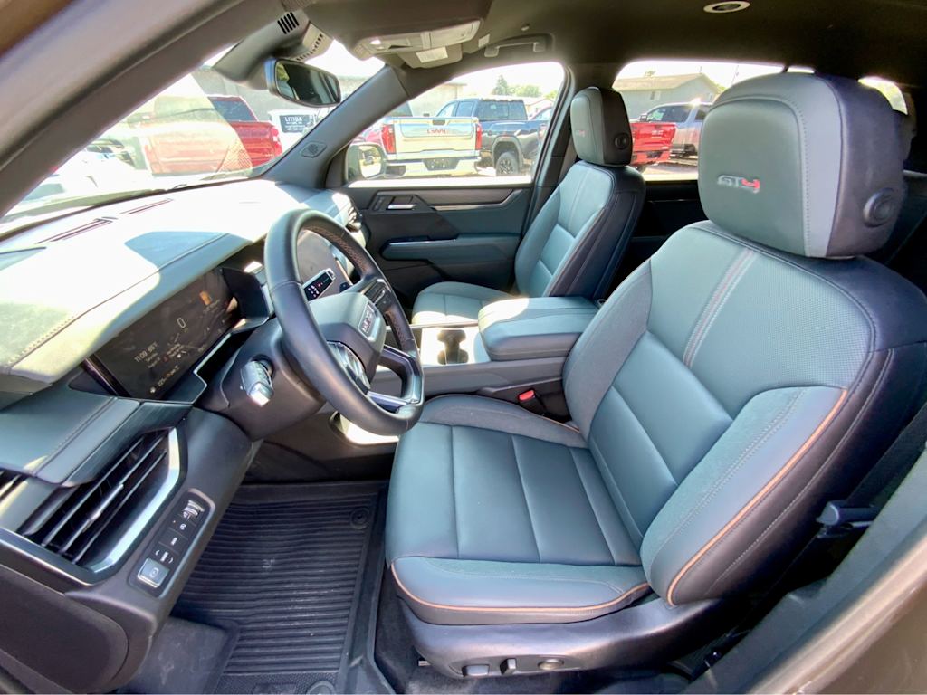 Thumbnail: 2024 GMC Acadia - 10