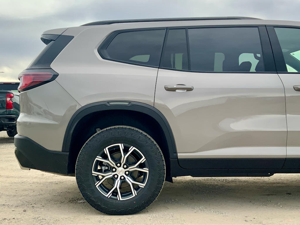 Thumbnail: 2026 GMC Acadia - 26