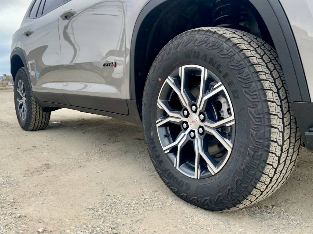 Thumbnail: 2026 GMC Acadia - 33