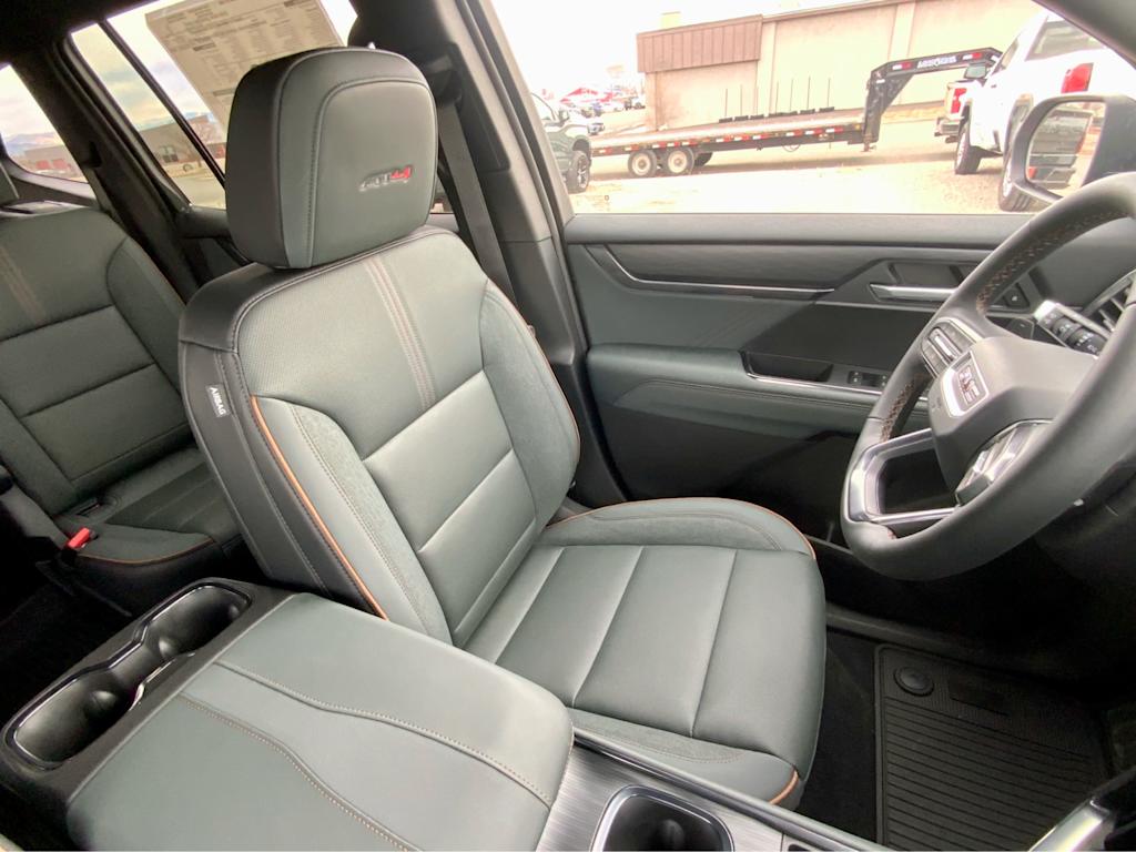 Thumbnail: 2026 GMC Acadia - 41