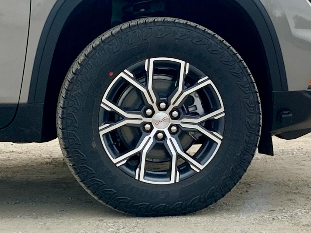 Thumbnail: 2026 GMC Acadia - 35