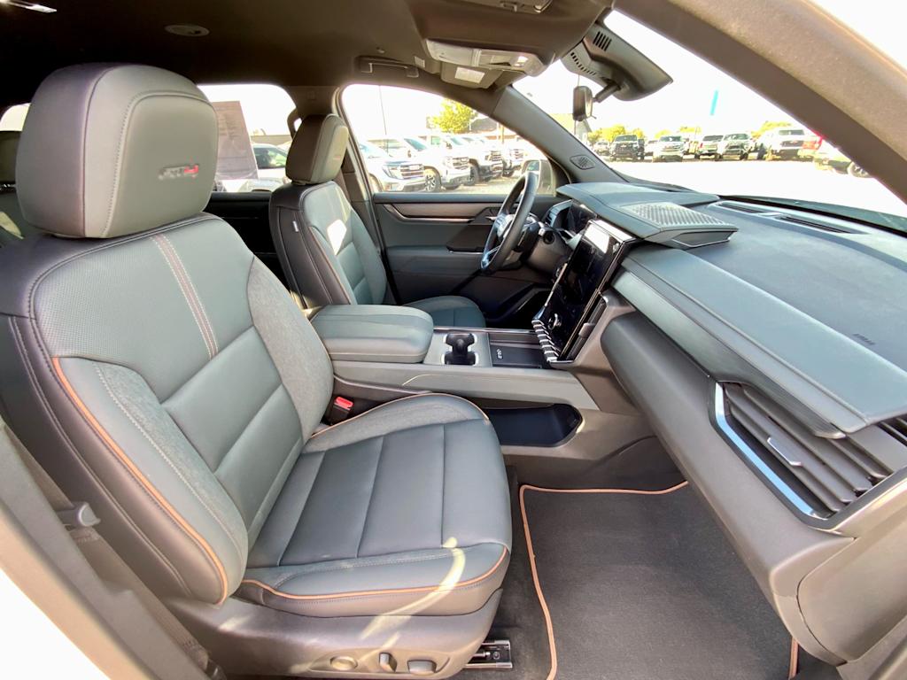 Thumbnail: 2026 GMC Acadia - 10