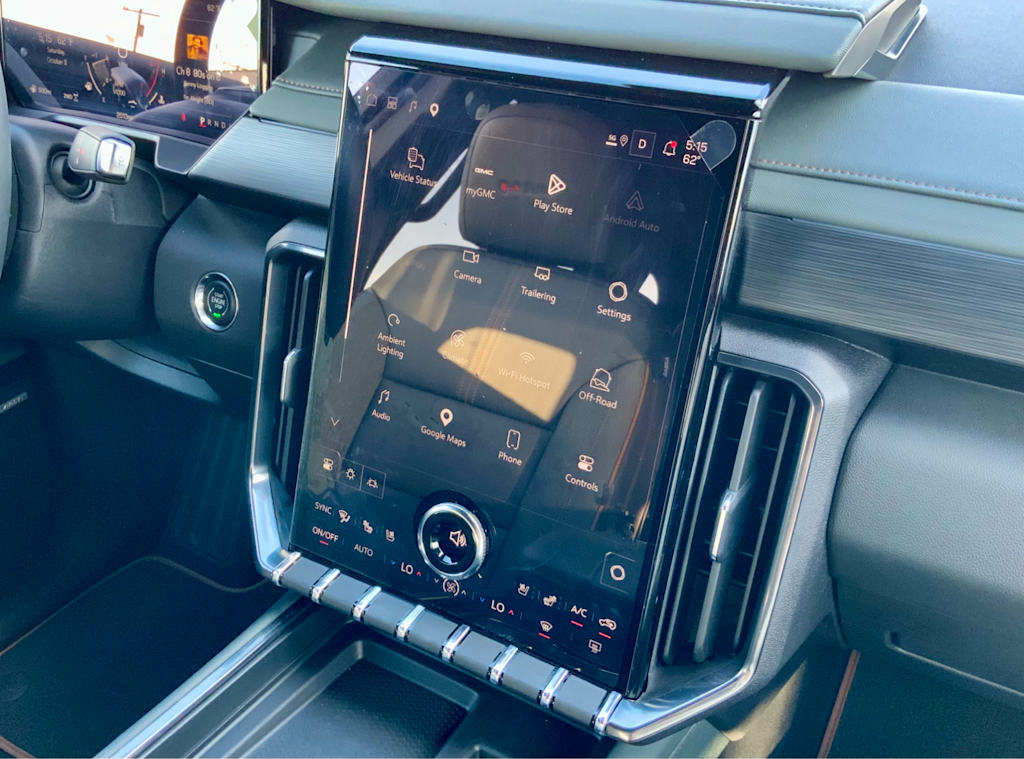 Thumbnail: 2026 GMC Acadia - 36
