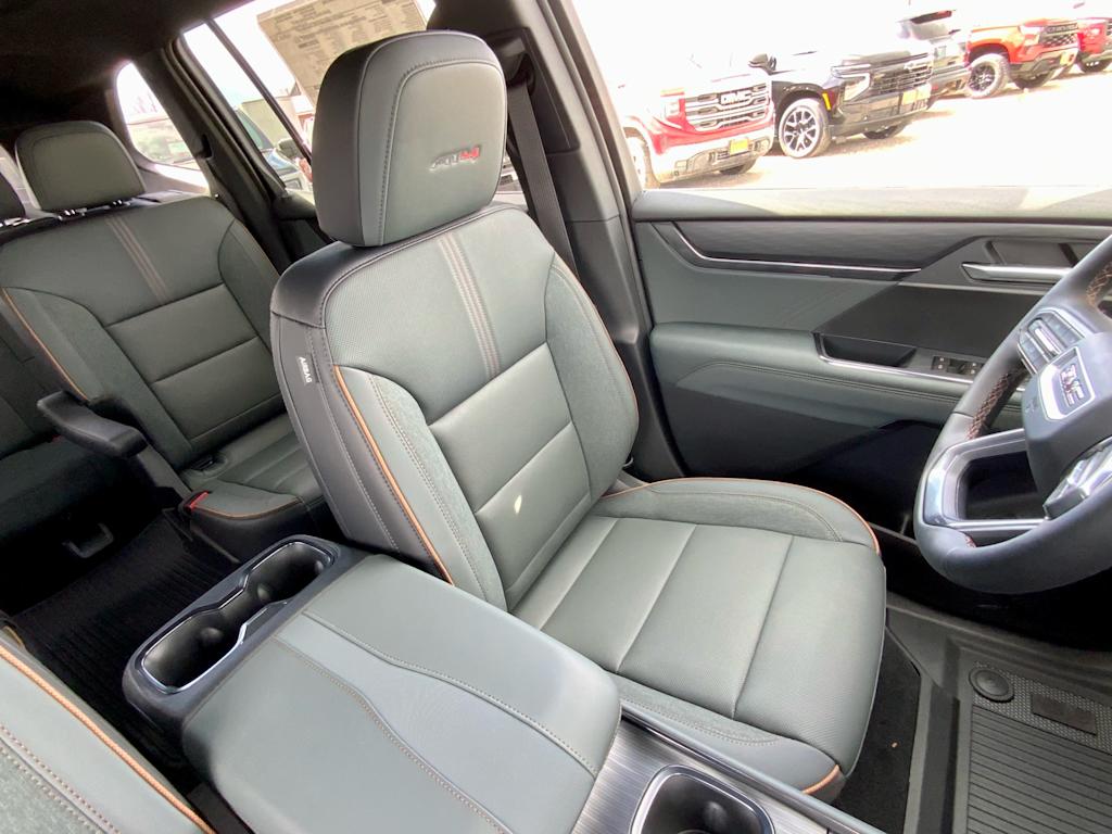 Thumbnail: 2026 GMC Acadia - 34