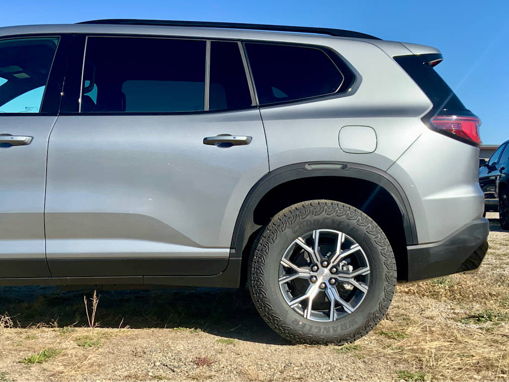 Thumbnail: 2026 GMC Acadia - 25