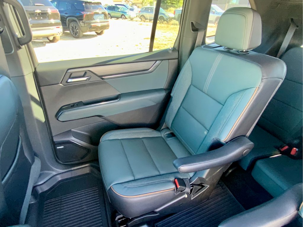 Thumbnail: 2026 GMC Acadia - 36