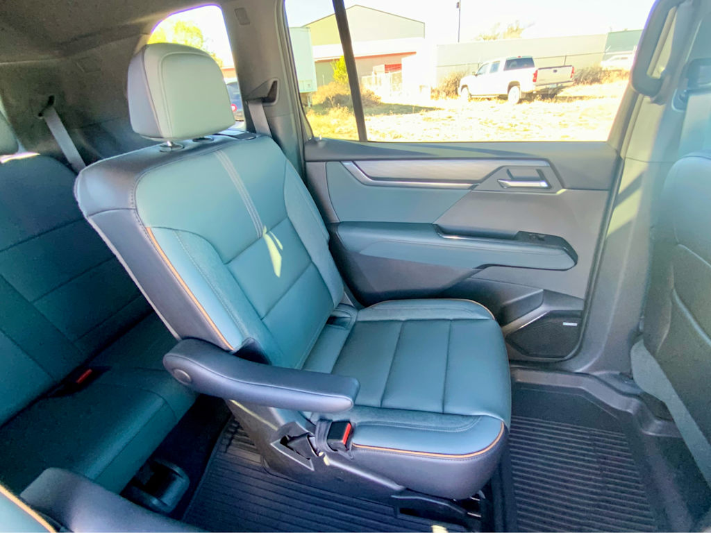 Thumbnail: 2026 GMC Acadia - 37