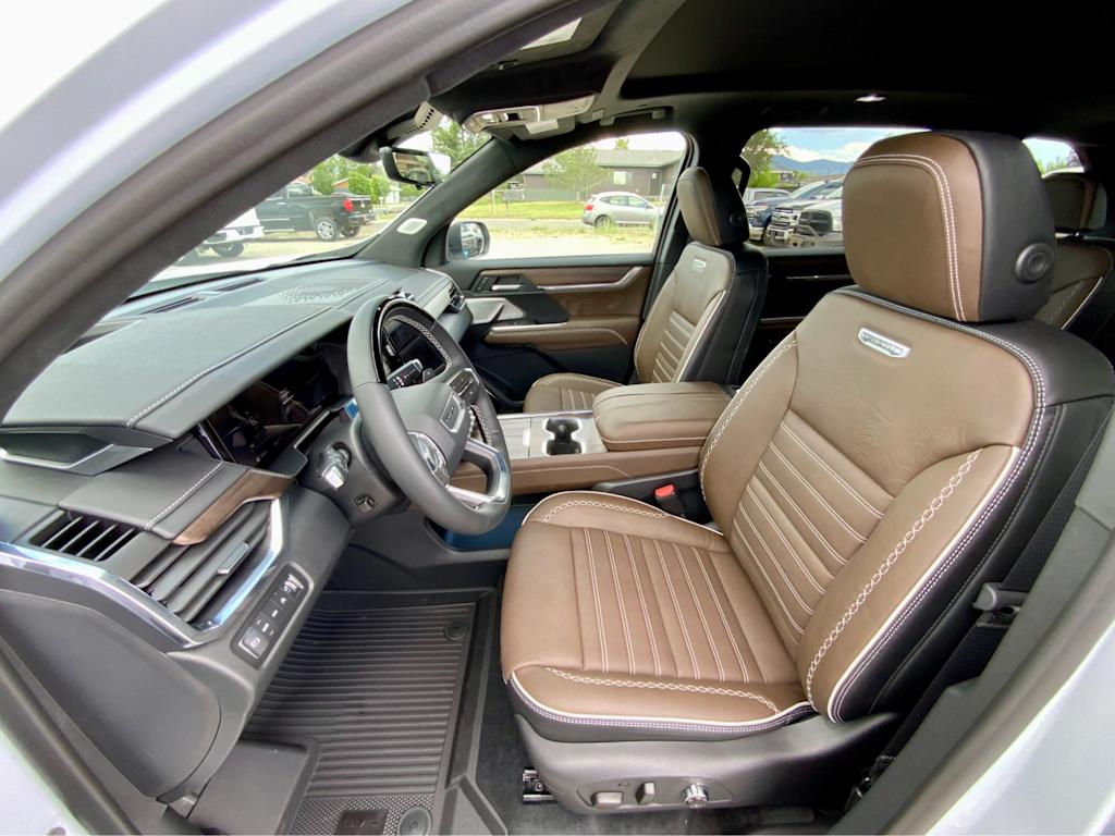 Thumbnail: 2026 GMC Acadia - 10