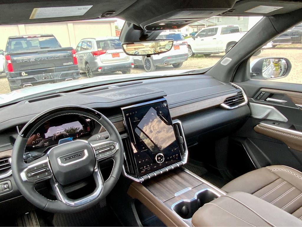 Thumbnail: 2026 GMC Acadia - 13