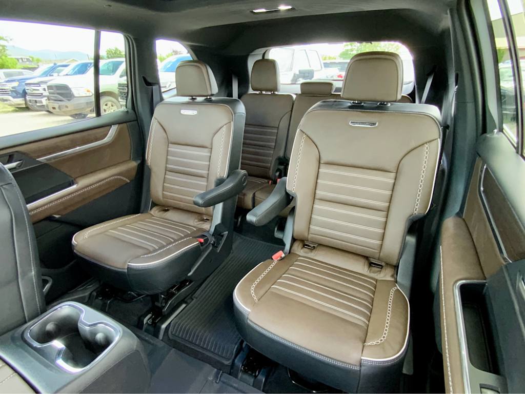 Thumbnail: 2026 GMC Acadia - 34