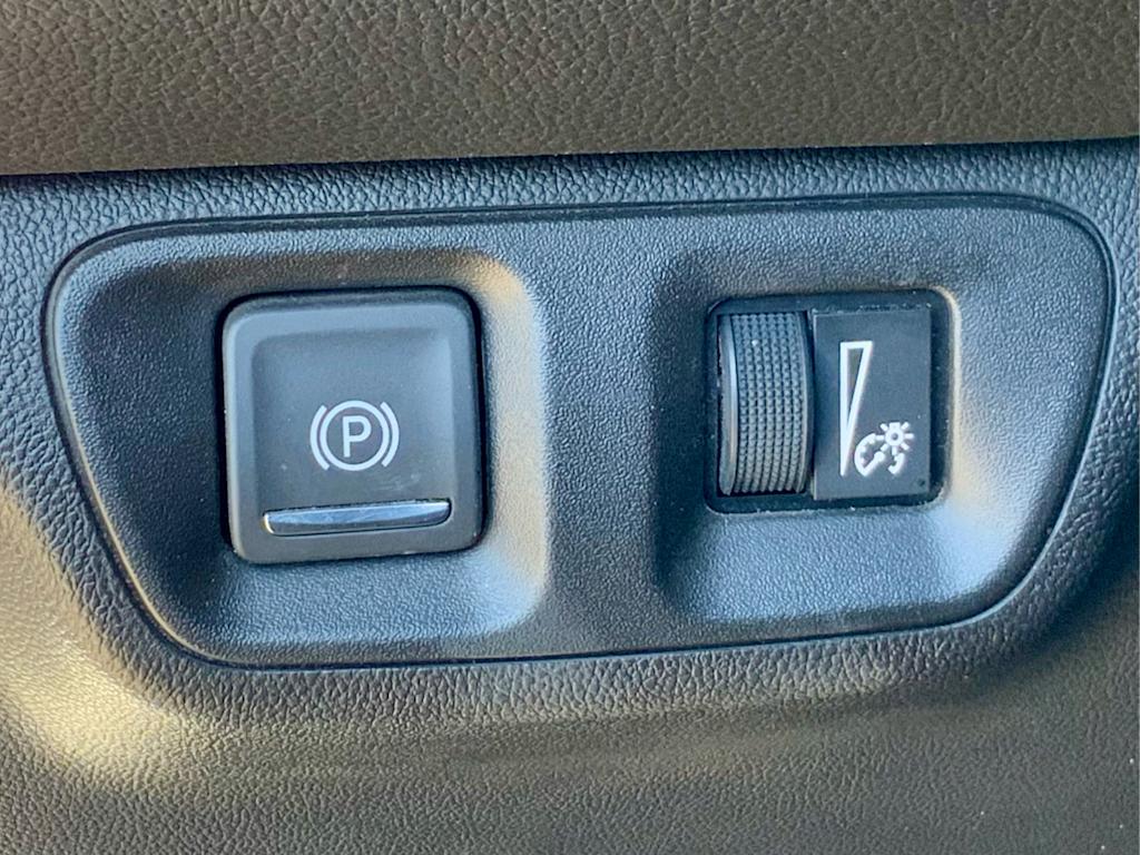 Thumbnail: 2021 GMC Acadia - 39