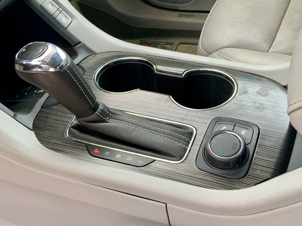 Thumbnail: 2019 GMC Acadia - 16