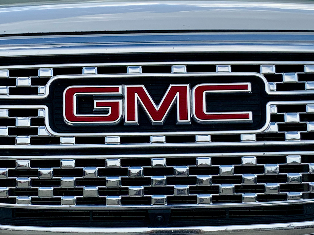 Thumbnail: 2018 GMC Acadia - 29