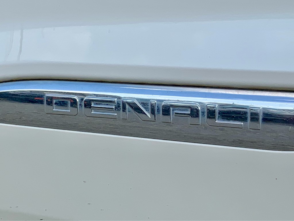 Thumbnail: 2018 GMC Acadia - 31