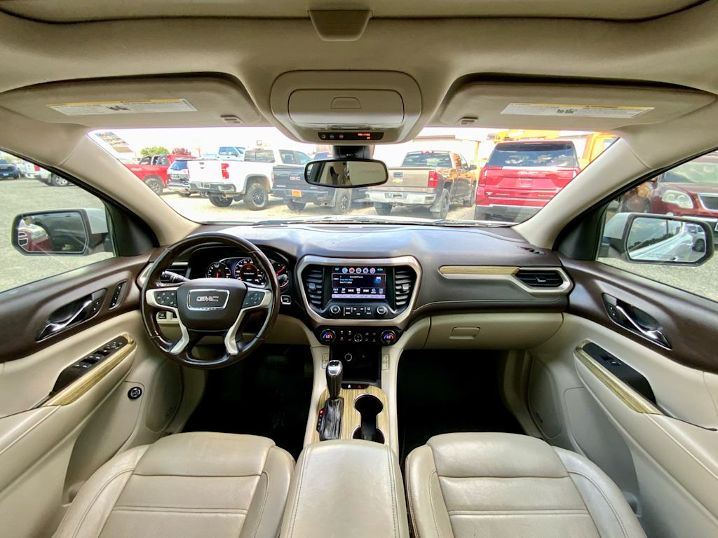 Thumbnail: 2018 GMC Acadia - 2