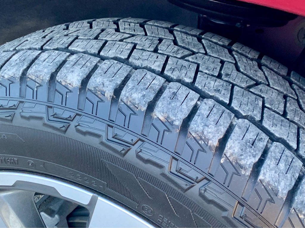 Thumbnail: 2023 GMC Acadia - 28