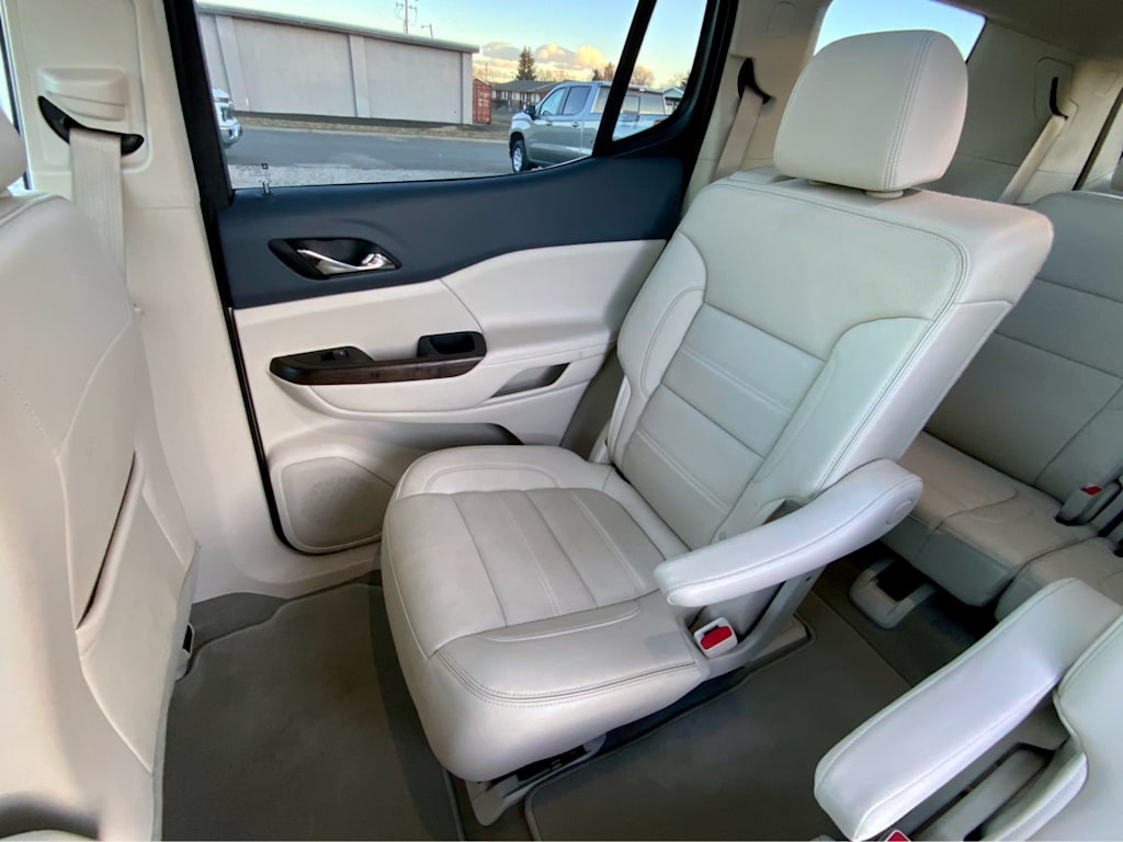 Thumbnail: 2023 GMC Acadia - 35