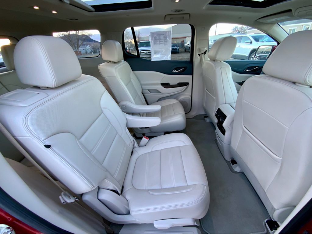 Thumbnail: 2023 GMC Acadia - 33