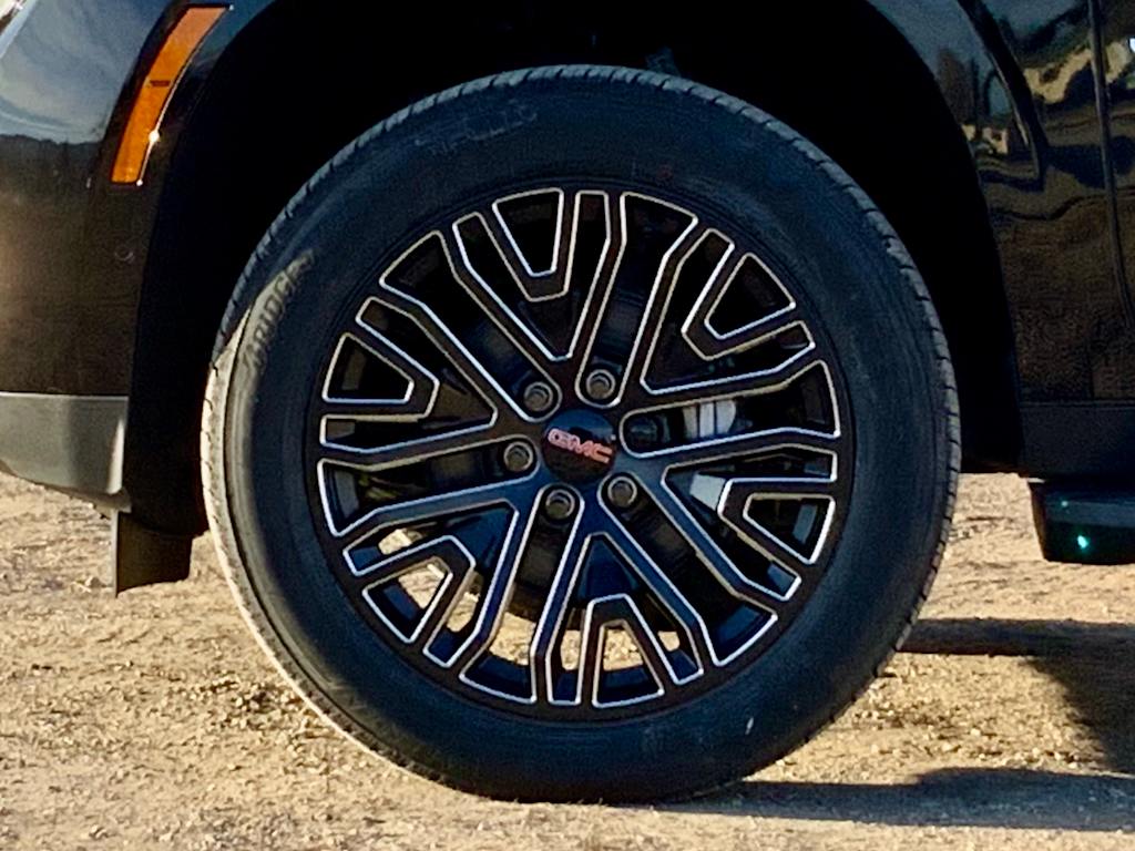 Thumbnail: 2026 GMC Yukon - 8