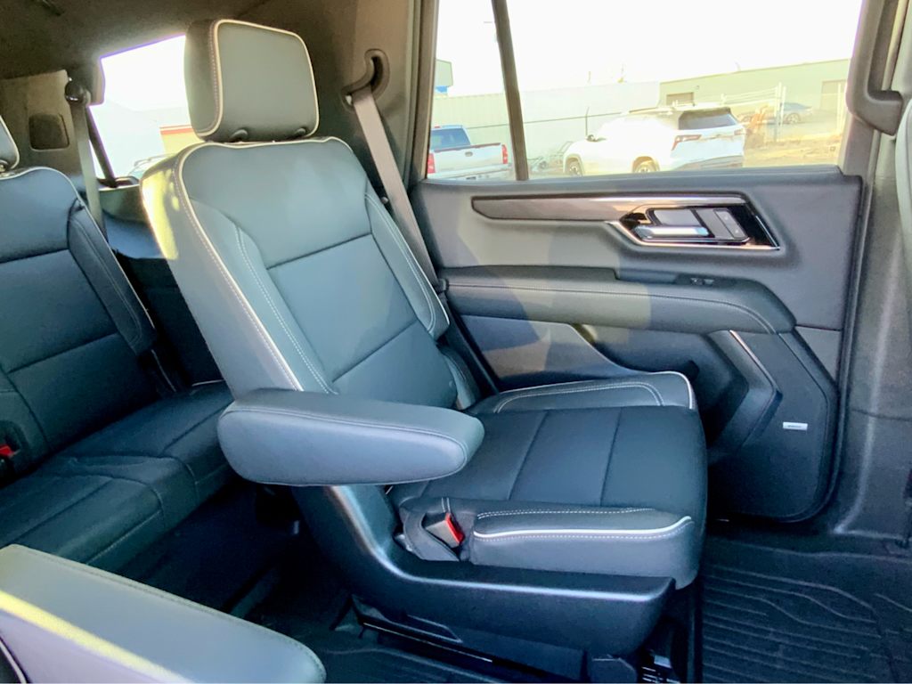 Thumbnail: 2026 GMC Yukon - 36