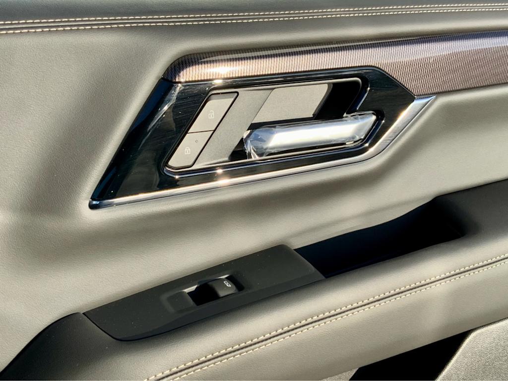 Thumbnail: 2026 GMC Yukon - 53