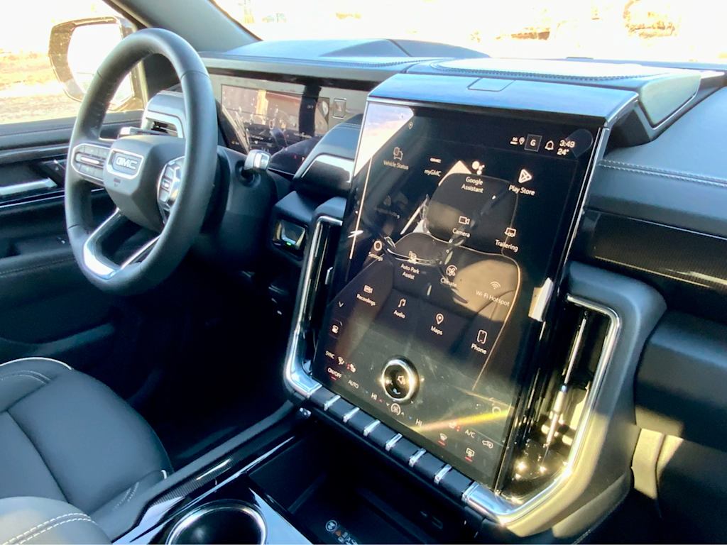 Thumbnail: 2026 GMC Yukon - 46