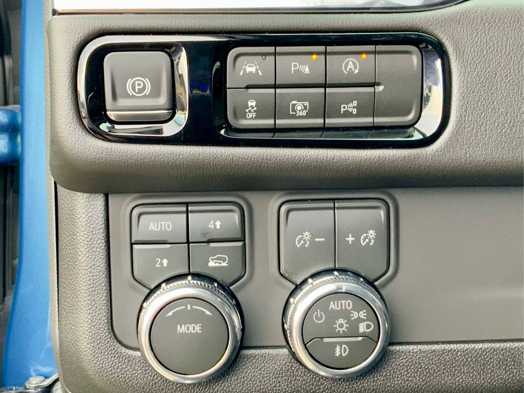 Thumbnail: 2026 GMC Yukon - 38