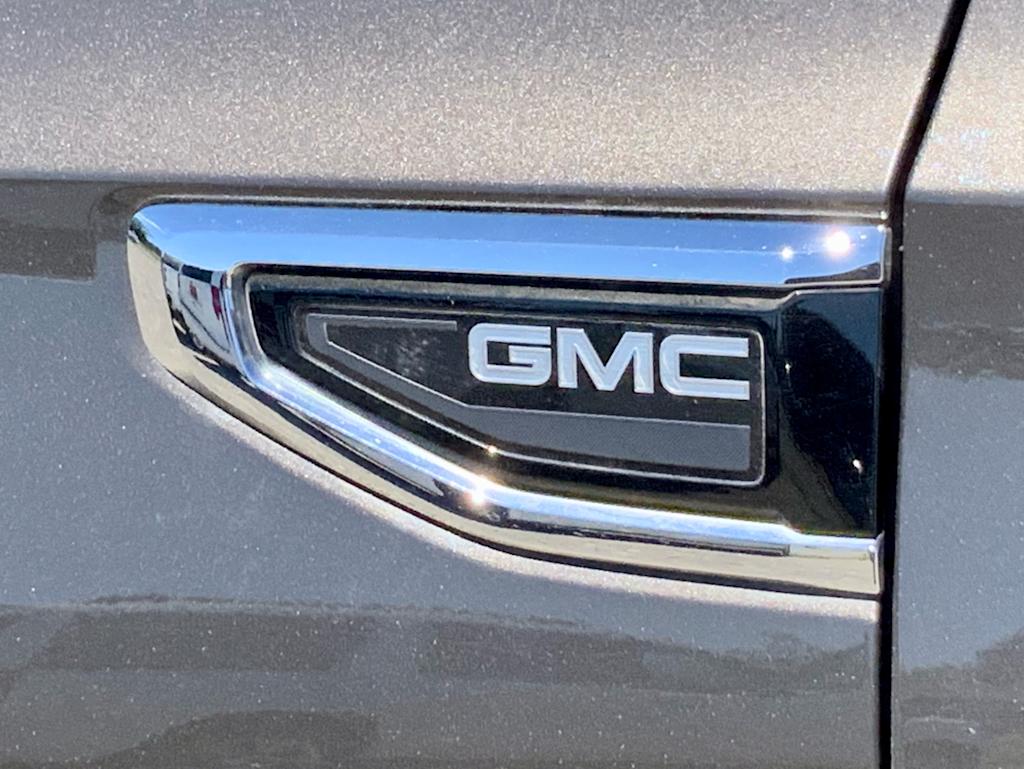 Thumbnail: 2021 GMC Yukon - 29