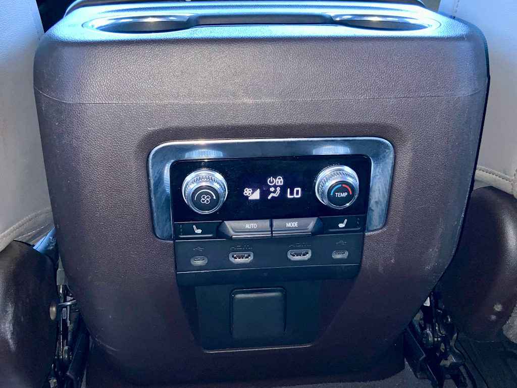 Thumbnail: 2021 GMC Yukon - 41