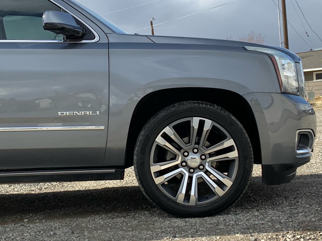 2019 GMC Yukon Denali 8