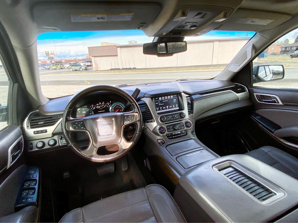 2019 GMC Yukon Denali 9